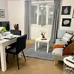 Stockwood Apartment By Cliftonvalley Apartments