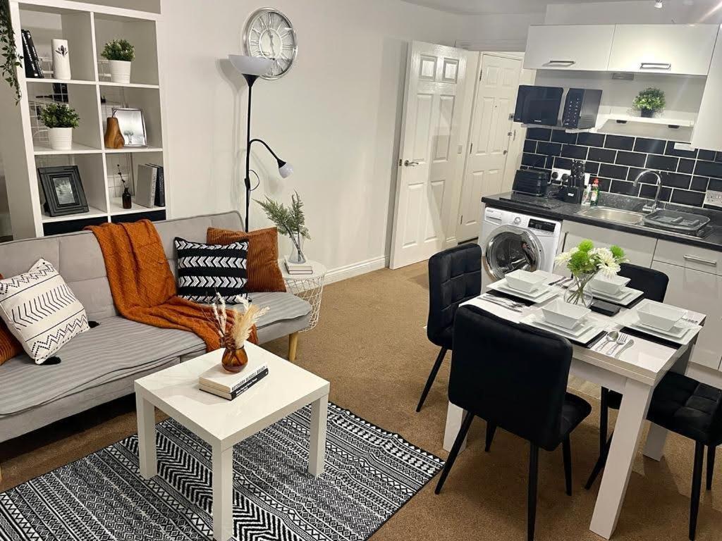 Stockwood By Cliftonvalley Apartment